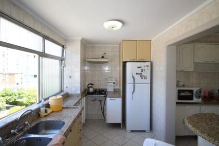 Apartamento à venda com 215m², 3 quartos e 1 vagaCozinha