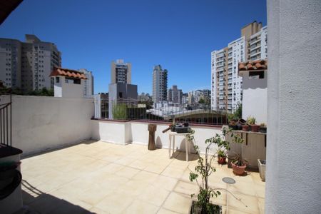 Apartamento à venda com 215m², 3 quartos e 1 vagaCobertura