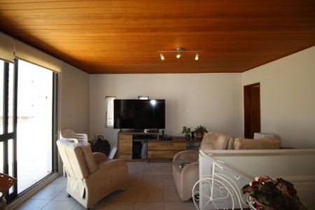 Apartamento à venda com 215m², 3 quartos e 1 vagaCobertura