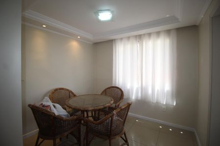 Apartamento à venda com 215m², 3 quartos e 1 vagaSala de Jantar