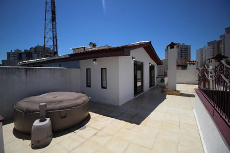 Apartamento à venda com 215m², 3 quartos e 1 vagaCobertura