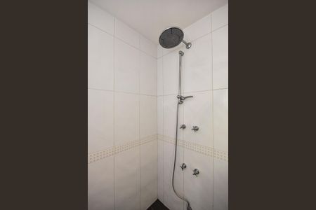 Apartamento à venda com 188m², 1 quarto e 2 vagasChuveiro da Suíte