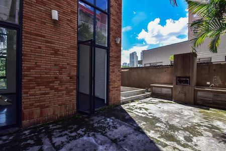 Apartamento à venda com 188m², 1 quarto e 2 vagasGardem