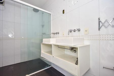 Apartamento à venda com 188m², 1 quarto e 2 vagasBanheiro Suíte 
