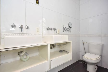 Apartamento à venda com 188m², 1 quarto e 2 vagasBanheiro Suíte 