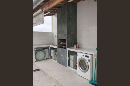 Casa à venda com 3 quartos, 175m² em Vila Aricanduva, São Paulo