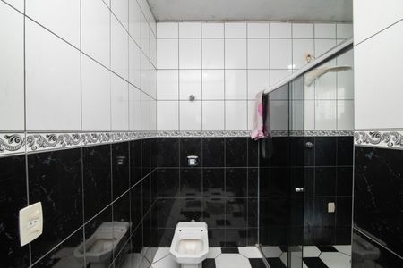 Casa para alugar com 250m², 3 quartos e 2 vagas Casa para alugar com 250m², 3 quartos e 2 vagasBanheiro do Quarto 3 Suíte