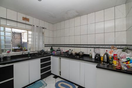 Casa para alugar com 250m², 3 quartos e 2 vagas Casa para alugar com 250m², 3 quartos e 2 vagasCozinha