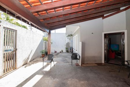 Casa para alugar com 250m², 3 quartos e 2 vagas Casa para alugar com 250m², 3 quartos e 2 vagasGaragem