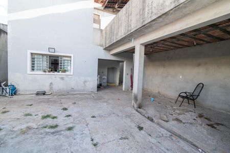 Casa para alugar com 250m², 3 quartos e 2 vagas Casa para alugar com 250m², 3 quartos e 2 vagasQuintal