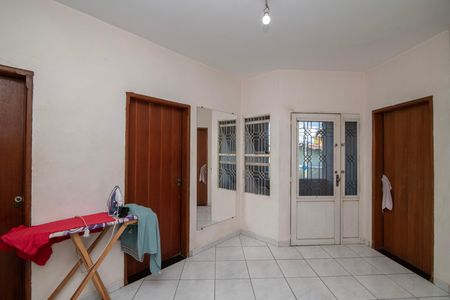 Casa para alugar com 250m², 3 quartos e 2 vagas Casa para alugar com 250m², 3 quartos e 2 vagasHall Superior