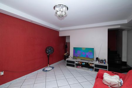 Sala de casa para alugar com 3 quartos, 250m² em Jardim Rosolem, Hortolândia