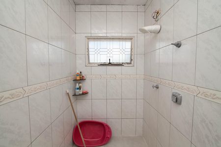 Casa para alugar com 250m², 3 quartos e 2 vagas Casa para alugar com 250m², 3 quartos e 2 vagasBanheiro Social