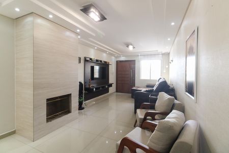 Casa à venda com 154m², 3 quartos e 3 vagasSala 