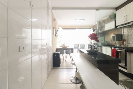 Casa à venda com 154m², 3 quartos e 3 vagasCozinha 