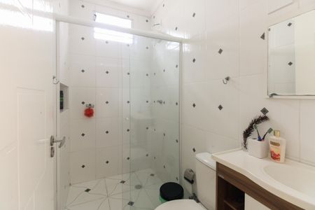 Casa à venda com 154m², 3 quartos e 3 vagasBanheiro Suíte 2