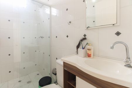 Casa à venda com 154m², 3 quartos e 3 vagasBanheiro Suíte 2