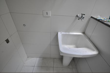 Casa de condomínio para alugar com 67m², 2 quartos e 1 vagaÁrea de Serviço