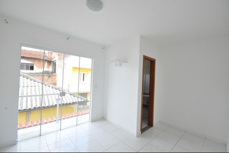 Suíte 1 de casa de condomínio para alugar com 2 quartos, 67m² em Vila Nivi, São Paulo