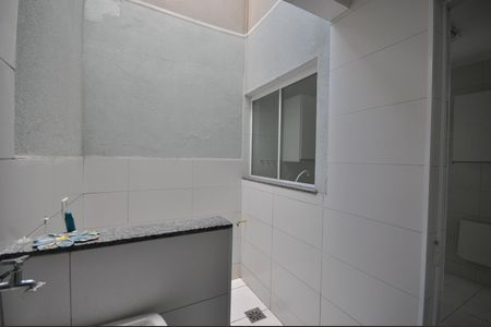 Casa de condomínio para alugar com 67m², 2 quartos e 1 vagaÁrea de Serviço