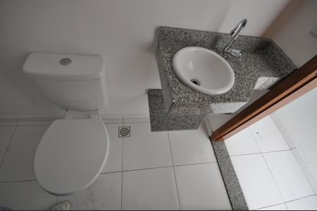 Casa de condomínio para alugar com 67m², 2 quartos e 1 vagaLavabo