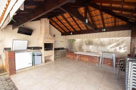 Apartamento para alugar com 65m², 3 quartos e 1 vagaÁrea comum - Churrasqueira