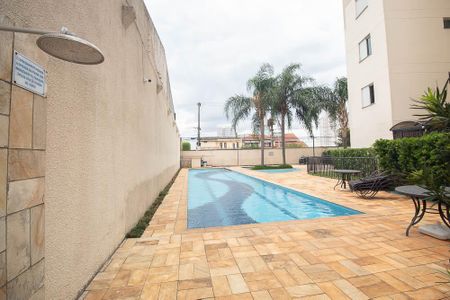 Apartamento para alugar com 65m², 3 quartos e 1 vagaÁrea comum - Piscina