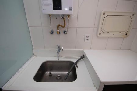 Apartamento para alugar com 65m², 3 quartos e 1 vagaÁrea de Serviço