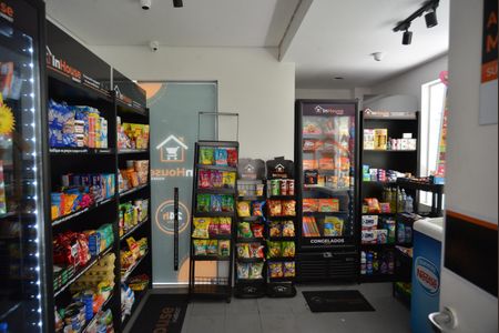 Apartamento para alugar com 52m², 2 quartos e 1 vagaMercado