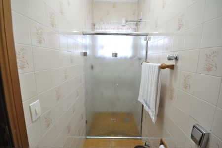 Casa à venda com 242m², 3 quartos e 2 vagasBanheiro do Quarto Suíte