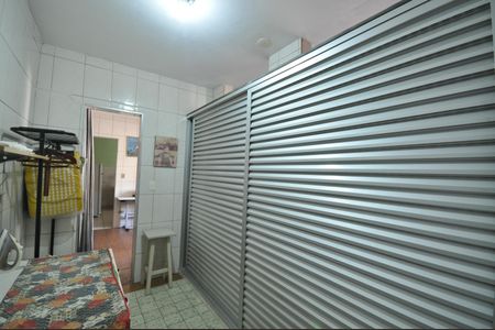 Casa à venda com 242m², 3 quartos e 2 vagasQuarto de Serviço 