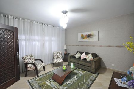 Sala de casa para alugar com 3 quartos, 242m² em Vila Ede, São Paulo