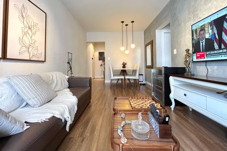 Sala de apartamento para alugar com 1 quarto, 54m² em Centro, Florianópolis