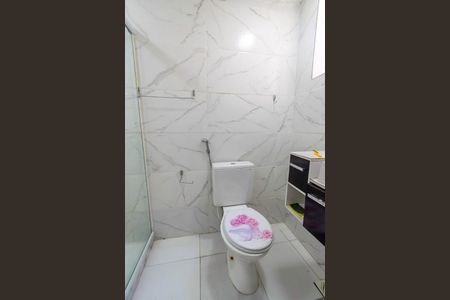 Casa para alugar com 82m², 2 quartos e 1 vaga Casa para alugar com 82m², 2 quartos e 1 vagaBanheiro