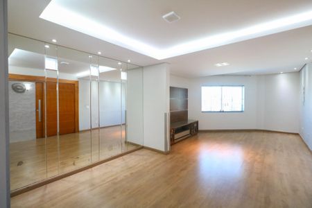 Sala de casa para alugar com 3 quartos, 182m² em Nova Gerti, São Caetano do Sul