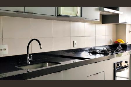 Apartamento para alugar com 80m², 3 quartos e 2 vagas