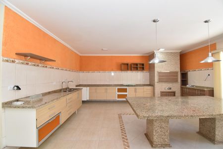 Sala e Cozinha de casa para alugar com 2 quartos, 160m² em Vista Alegre, Curitiba