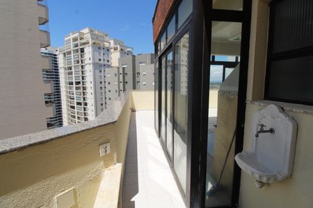 Apartamento para alugar com 188m², 3 quartos e 3 vagasCobertura Área Externa