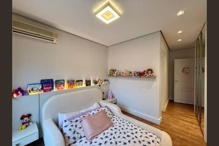 Casa de condomínio à venda com 280m², 4 quartos e 3 vagas Casa de condomínio à venda com 280m², 4 quartos e 3 vagasSuíte 2