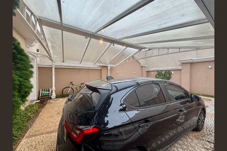 Casa de condomínio à venda com 280m², 4 quartos e 3 vagas Casa de condomínio à venda com 280m², 4 quartos e 3 vagasGaragem