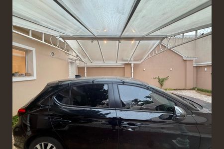 Casa de condomínio à venda com 280m², 4 quartos e 3 vagas Casa de condomínio à venda com 280m², 4 quartos e 3 vagasGaragem