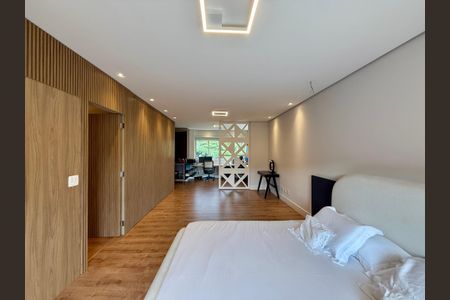 Casa de condomínio à venda com 280m², 4 quartos e 3 vagas Casa de condomínio à venda com 280m², 4 quartos e 3 vagasSuíte 1