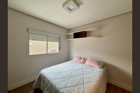 Casa de condomínio à venda com 280m², 4 quartos e 3 vagas Casa de condomínio à venda com 280m², 4 quartos e 3 vagasSuíte 3