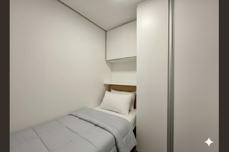 Casa de condomínio à venda com 280m², 4 quartos e 3 vagas Casa de condomínio à venda com 280m², 4 quartos e 3 vagasQuarto de Serviço