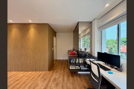 Casa de condomínio à venda com 280m², 4 quartos e 3 vagas Casa de condomínio à venda com 280m², 4 quartos e 3 vagasSuíte 1