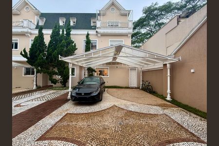 Casa de condomínio à venda com 280m², 4 quartos e 3 vagas Casa de condomínio à venda com 280m², 4 quartos e 3 vagasFachada Casa