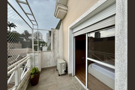 Casa de condomínio à venda com 280m², 4 quartos e 3 vagas Casa de condomínio à venda com 280m², 4 quartos e 3 vagasSacada Suíte 1