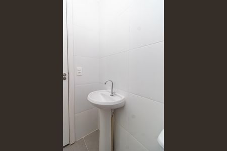 Apartamento para alugar com 34m², 2 quartos e sem vagaBanheiro
