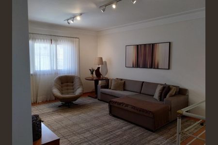 Casa à venda com 200m², 3 quartos e 4 vagasFoto 24