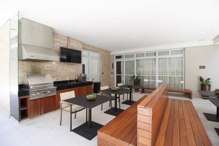Apartamento para alugar com 182m², 4 quartos e 4 vagasÁrea comum - Churrasqueira